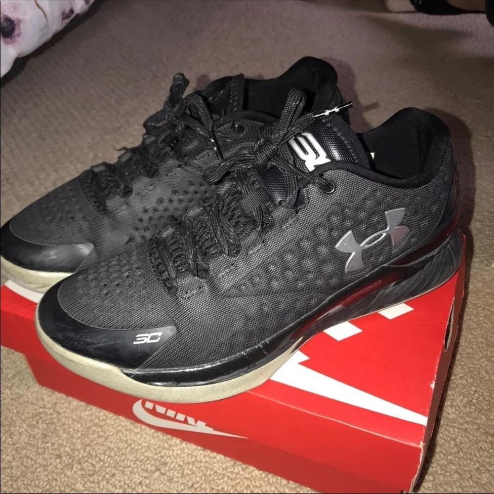 Curry One Lows